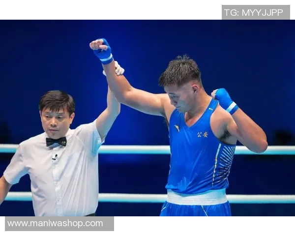 拳击——男人92公斤以上级四分之一决赛:马金阳晋级